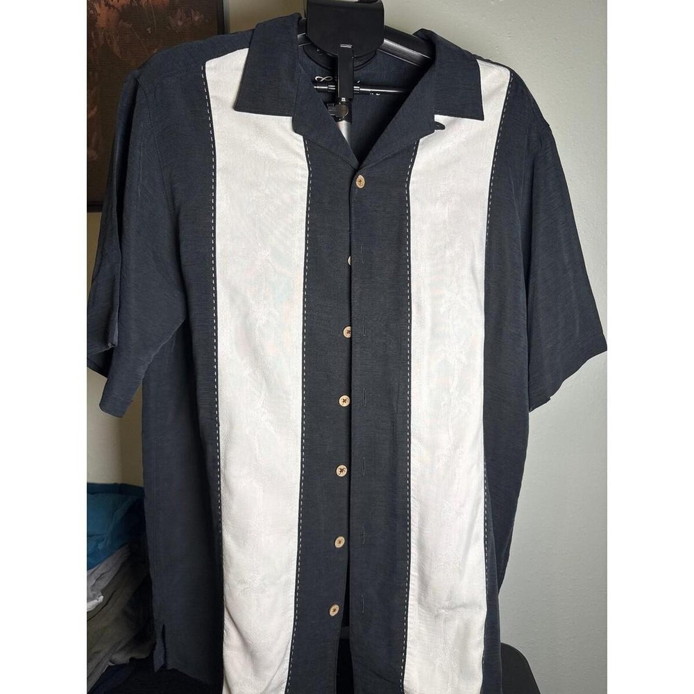 black and white short sleeve button-up